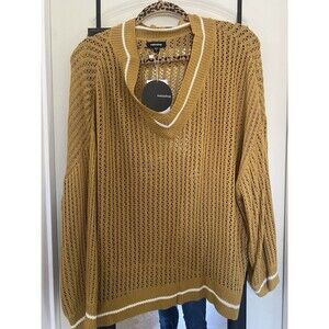 NWT MITTOSHOP Women's Long Sleeve V-Neck Butterscotch Sweater Size Large